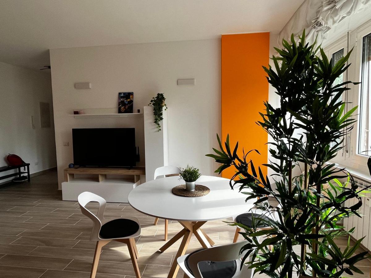 The Bright Place: Wide And Modern Condo Apartment In มิลาน ภายนอก รูปภาพ