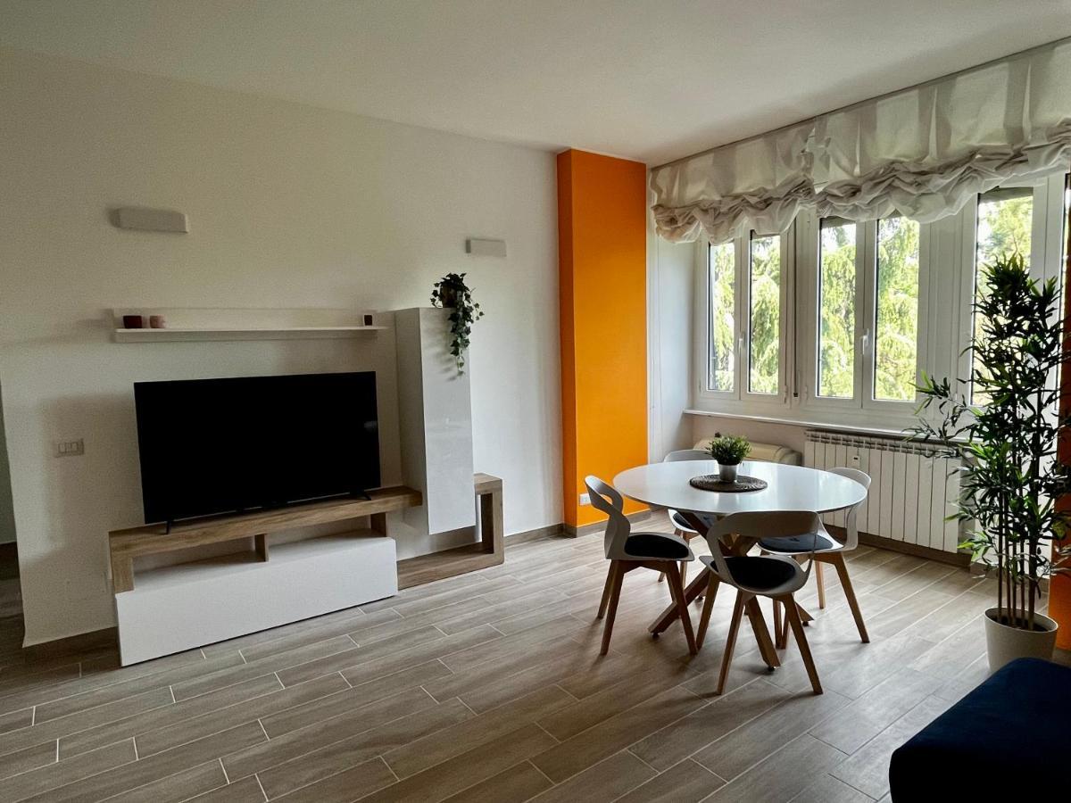 The Bright Place: Wide And Modern Condo Apartment In มิลาน ภายนอก รูปภาพ